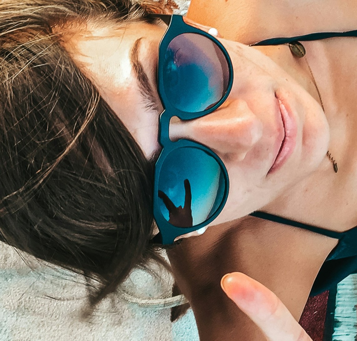 How do some women look so cool in this heat?