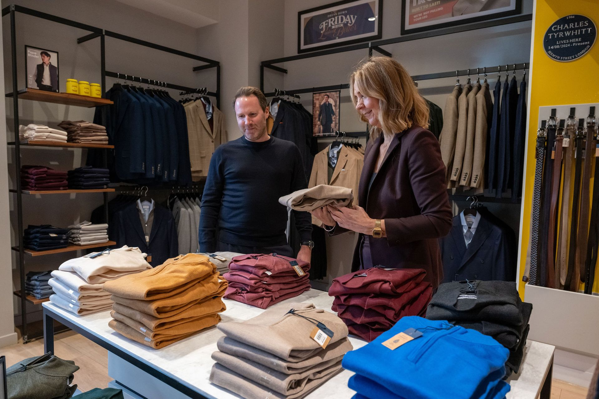 How To Style Yourself For Interviews